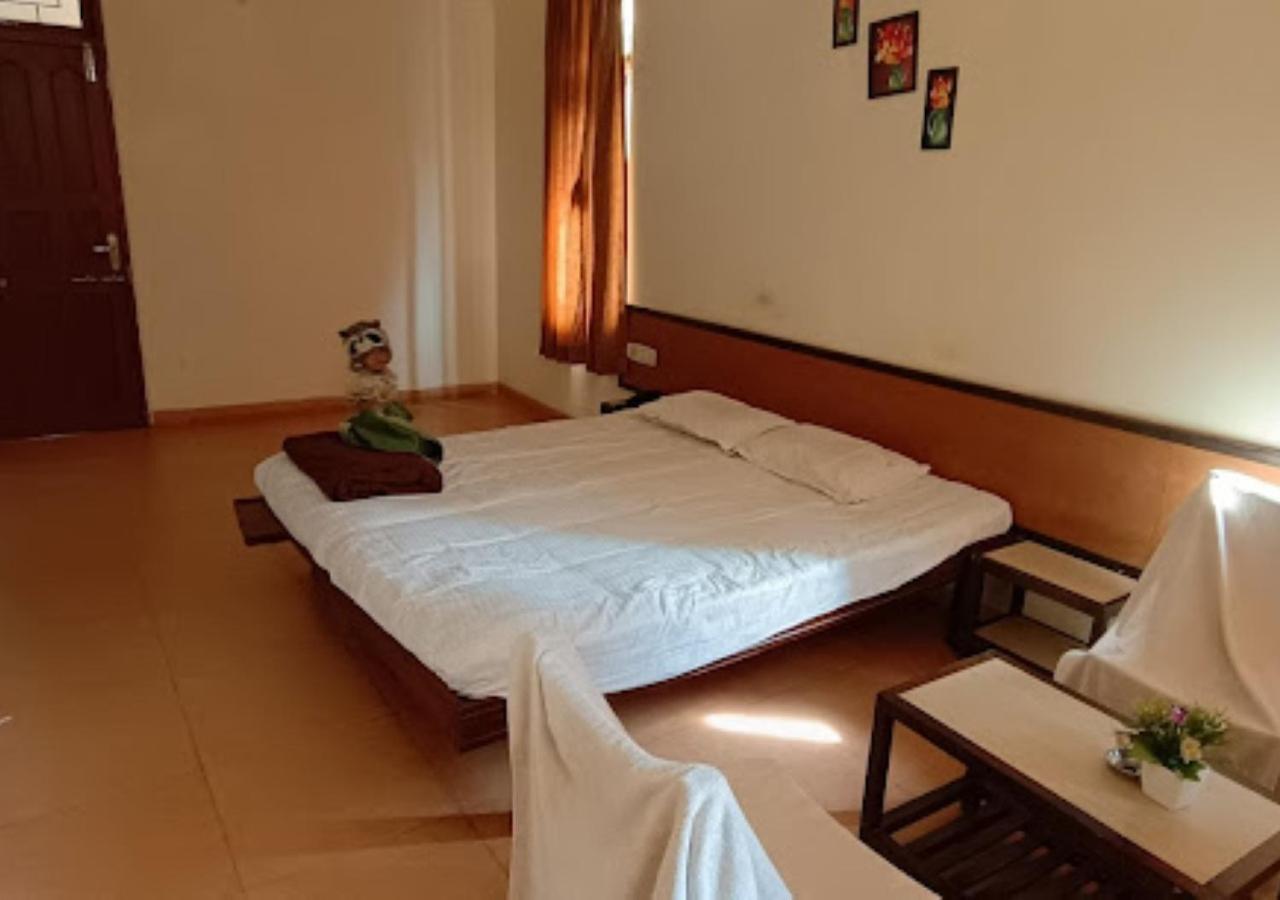 Hotel Durvankur 간파티풀레 외부 사진