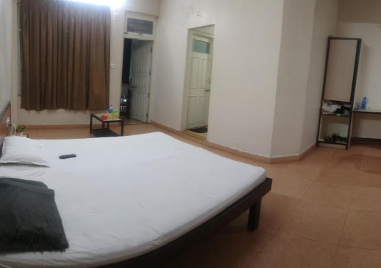 Hotel Durvankur 간파티풀레 외부 사진