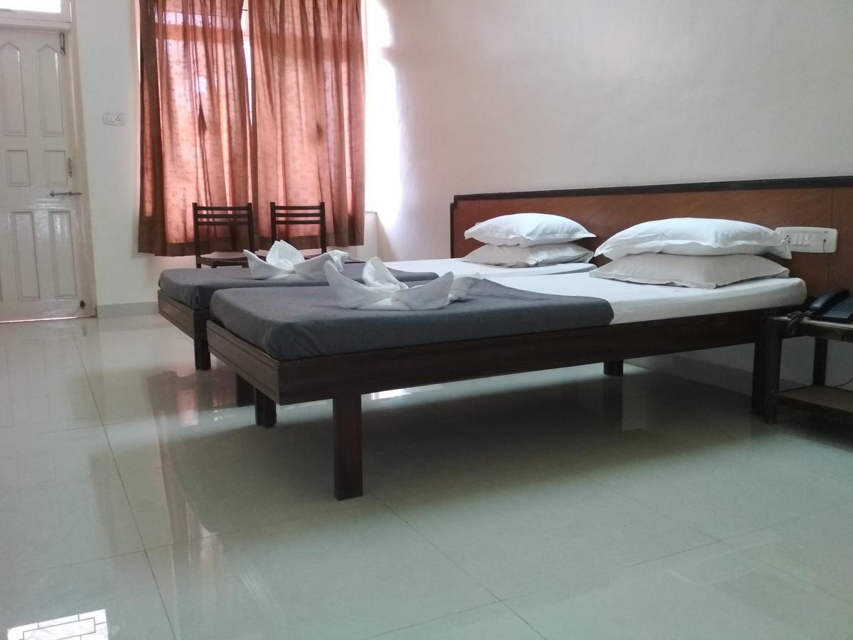 Hotel Durvankur 간파티풀레 외부 사진