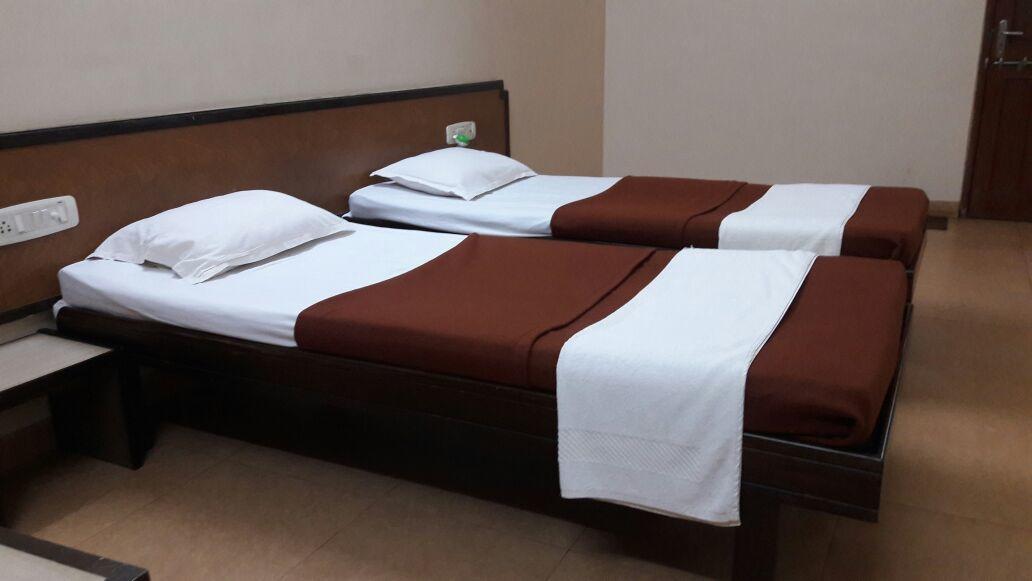Hotel Durvankur 간파티풀레 외부 사진